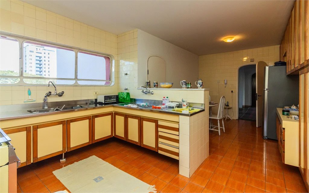 Apartamento à venda com 4 quartos, sendo 3 suítes, em Vila Andrade, São Paulo, SP