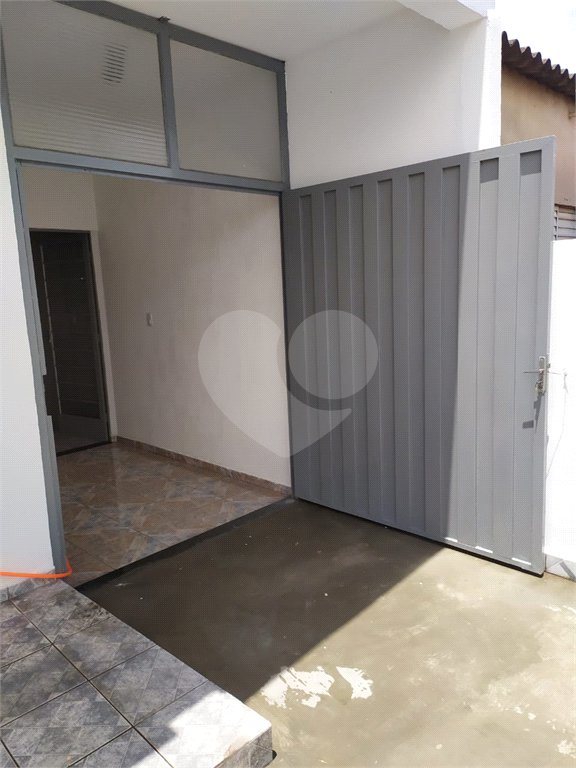 Sobrado à venda com 2 quartos, sendo 1 suíte, em Jardim Morada do Sol, Indaiatuba, SP