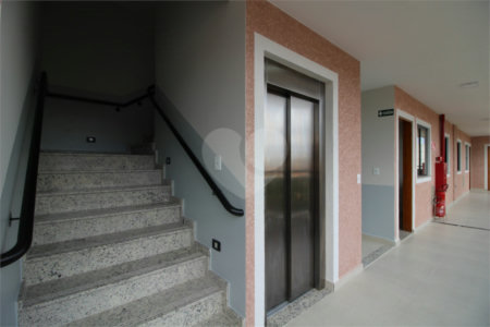 Casa à venda com 2 quartos no condomínio Castro Ramos, São Paulo - SP