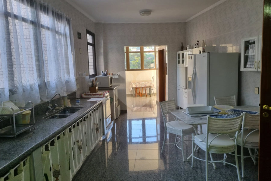 Apartamento à venda com 4 suítes no Centro, Serra Negra, SP