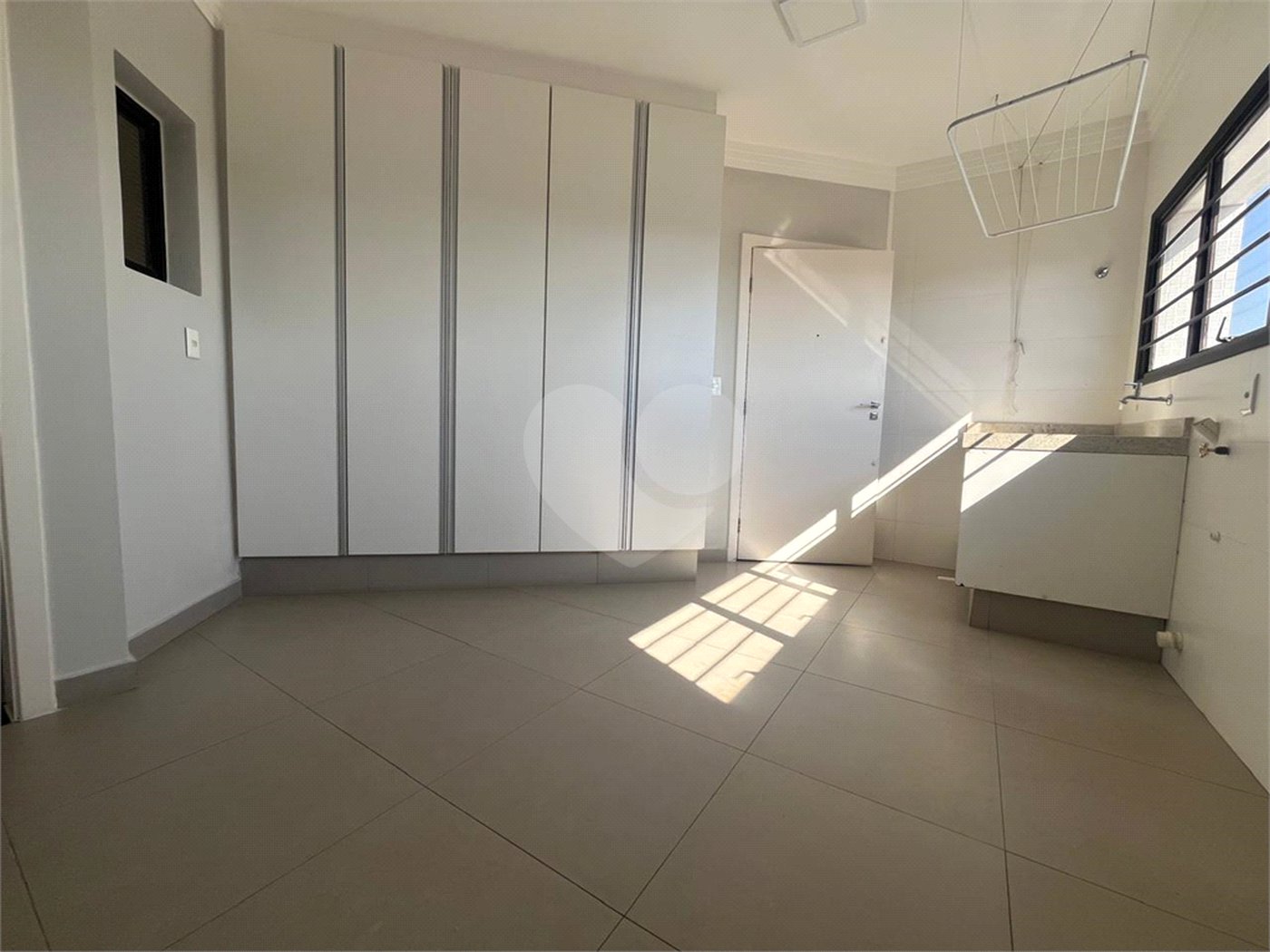 Apartamento à venda com 3 suítes no Centro, Sorocaba, SP