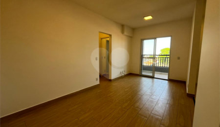 Apartamento à venda com 2 quartos, sendo 1 suíte,  em Vila Aparecida, Itapetininga, SP