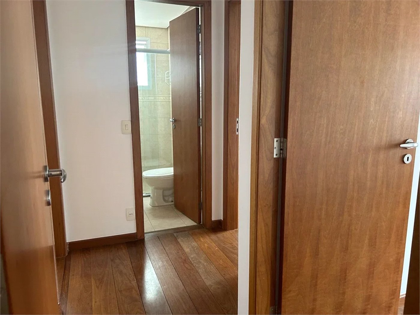Apartamento para alugar com 3 quartos, sendo 1 suíte, em Pinheiros, São Paulo, SP