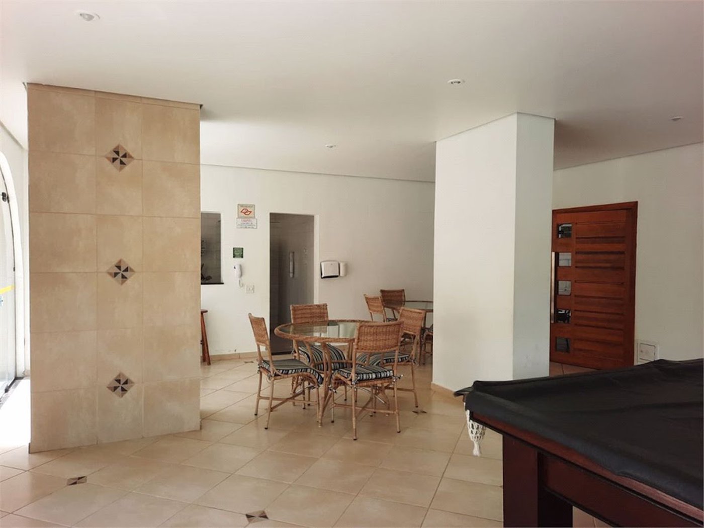 Apartamento com 2 dormitórios à venda, 65 m² por R$ 424.000,00 - Vila Júlia - Guarujá/SP