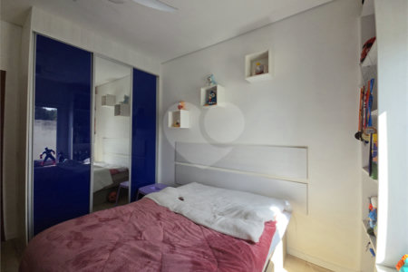 Casa à venda com 4 quartos, sendo 1 suíte, no condomínio Village Ipanema 2, Araçoiaba da Serra - SP