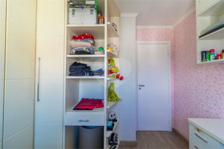 Apartamento à venda com 4 quartos, sendo 1 suíte, em Jardim Marajoara, São Paulo, SP