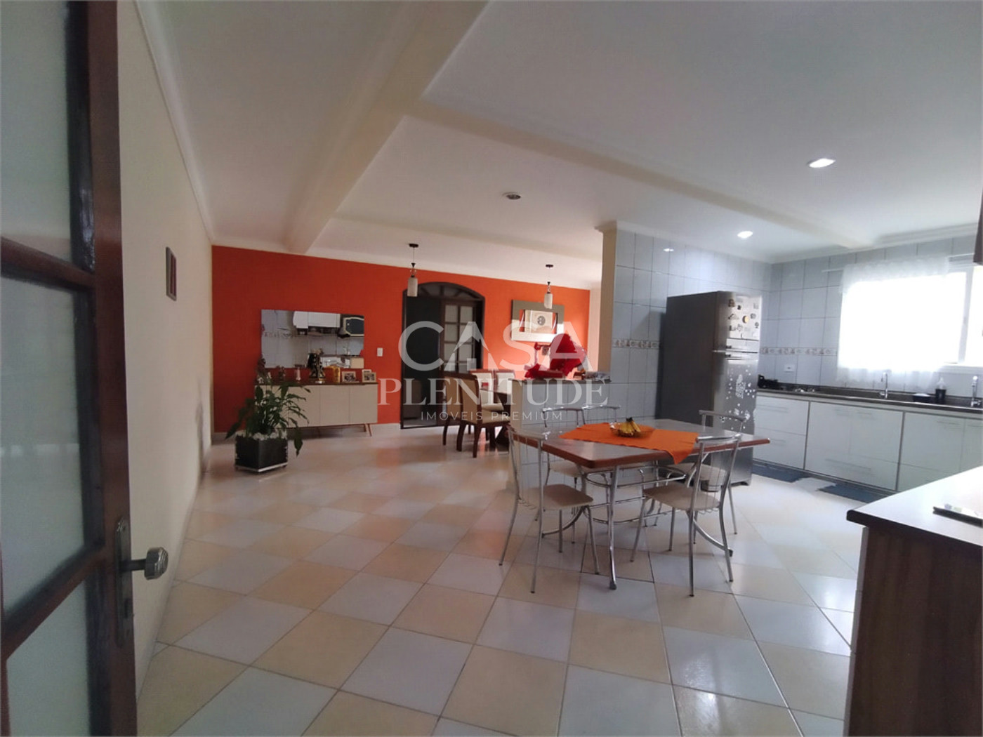 Sobrado à venda com 3 quartos, sendo 1 suíte, em Jardim Dois Corações, Sorocaba, SP