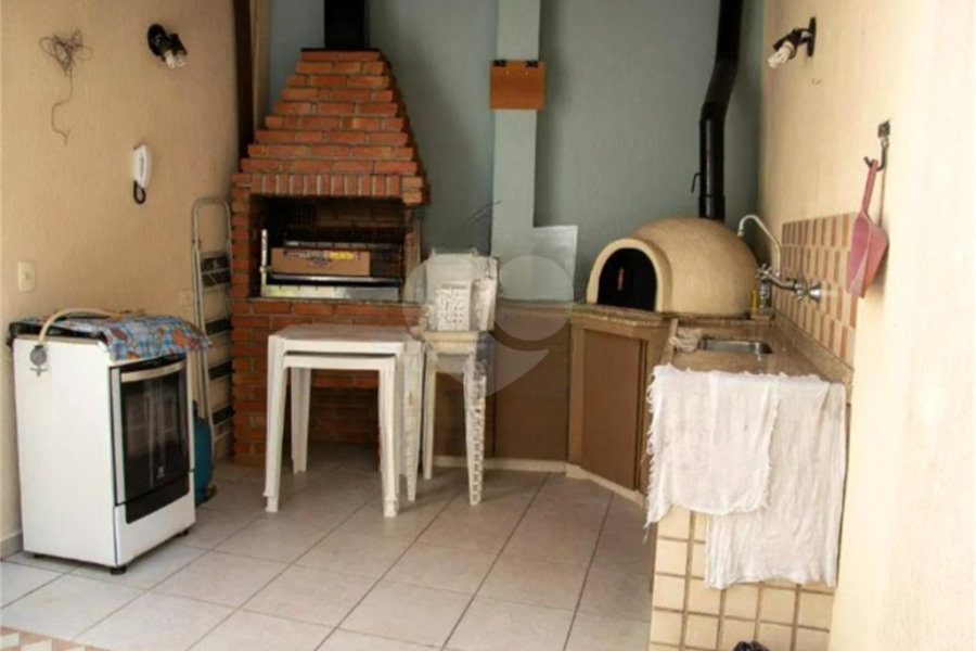 Sobrado à venda com 2 quartos, sendo 1 suíte, em Vila Nova Mazzei, São Paulo, SP