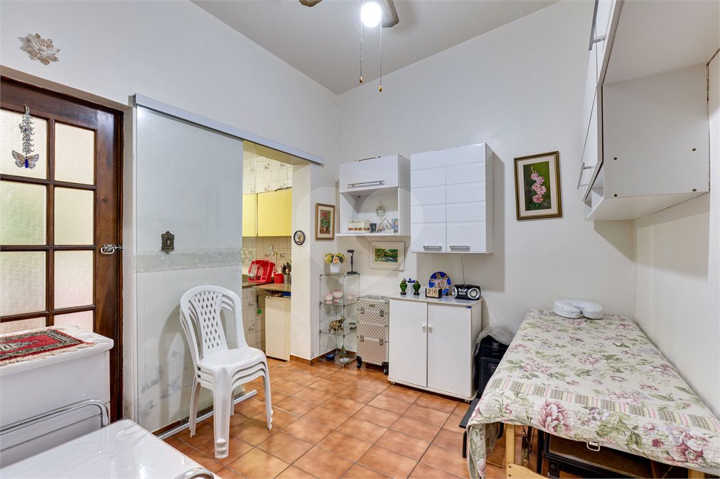 Sobrado à venda com 3 quartos, sendo 1 suíte, em Alto da Boa Vista, São Paulo, SP