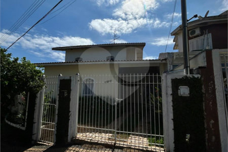 Sobrado à venda com 4 quartos, sendo 2 suítes,  em Parque Nova Suíça, Valinhos, SP