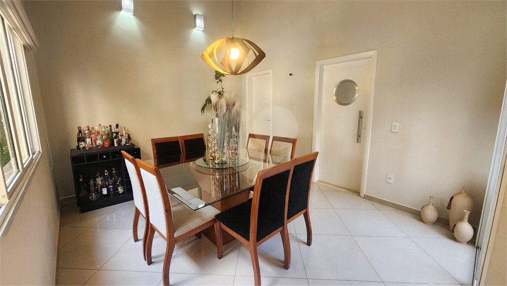 Casa à venda com 3 suítes no condomínio Vivendas do Lago, Sorocaba - SP