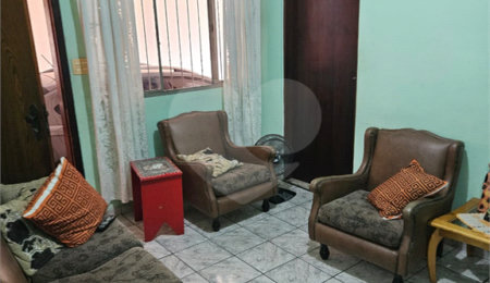 Sobrado à venda com 9 quartos em Vila Sabrina, São Paulo, SP