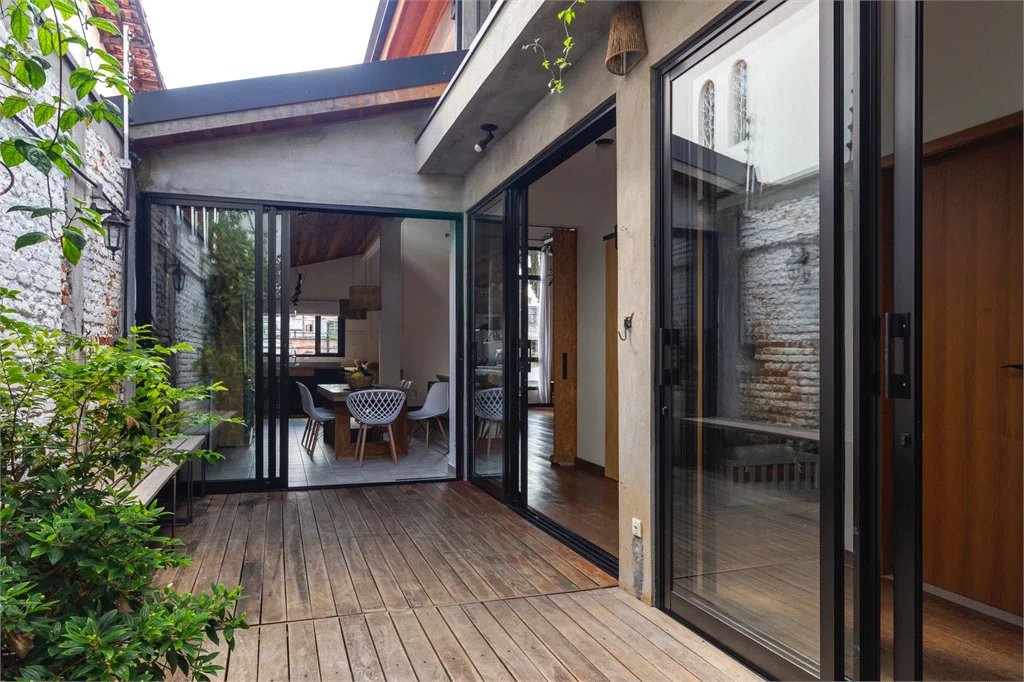 Casa Térrea à venda com 3 quartos, sendo 2 suítes, em Vila Ipojuca, São Paulo, SP