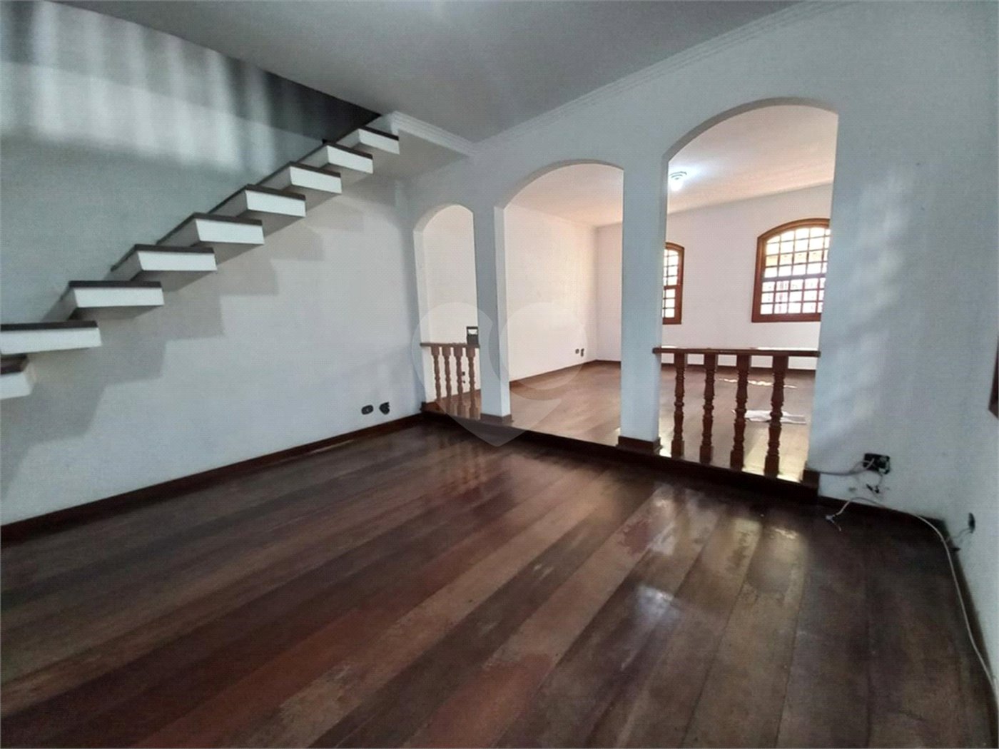 Casa à venda com 3 quartos, sendo 1 suíte, em Jardim das Vertentes, São Paulo, SP