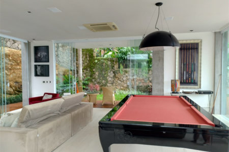 Casa à venda com 4 suítes em Praia Vermelha, Ubatuba, SP