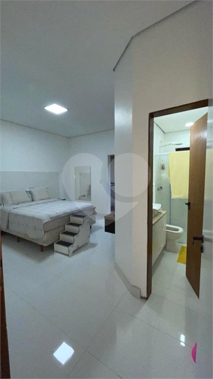 Casa à venda com 3 quartos, sendo 2 suítes,  em Jardim Imperial, Atibaia, SP