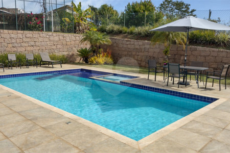 Casa à venda com 4 suítes no condomínio Horizonte Azul II, Itupeva - SP