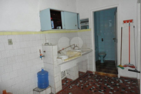 Casa à venda com 3 quartos, sendo 1 suíte,  em Vila Gomes, São Paulo, SP