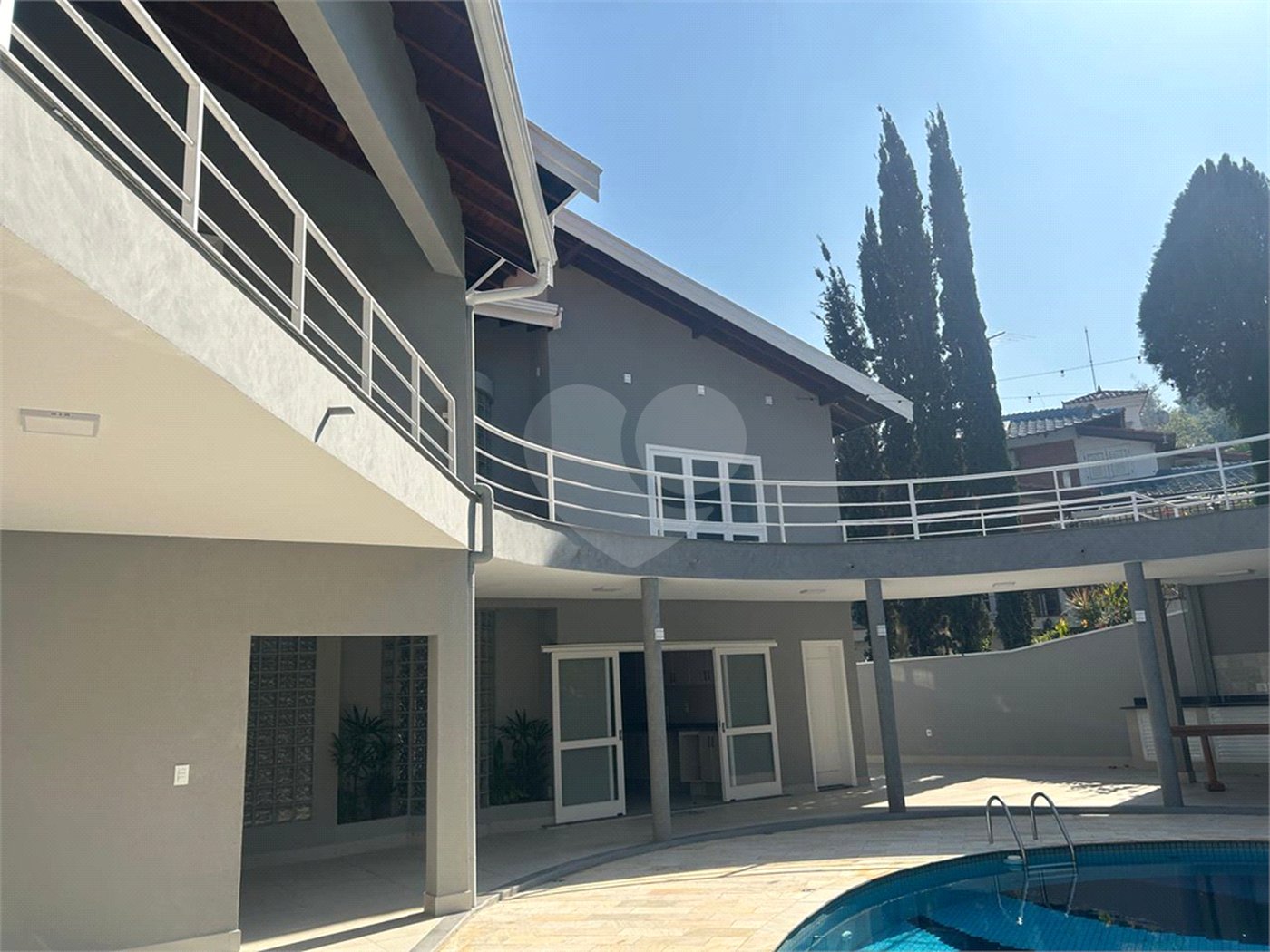 Casa à venda com 4 suítes no condomínio Jardim Paulista I, Vinhedo - SP