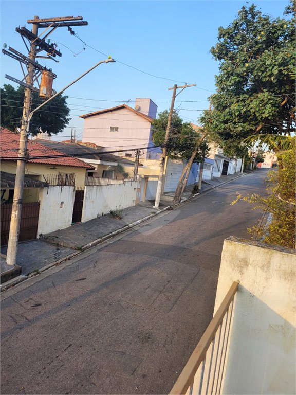 Sobrado à venda com 3 quartos em Vila Marari, São Paulo, SP