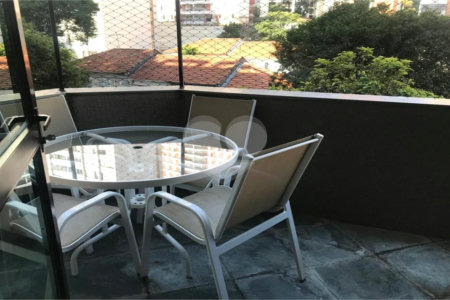Apartamento à venda com 4 quartos, sendo 2 suítes, em Cerqueira César, São Paulo, SP