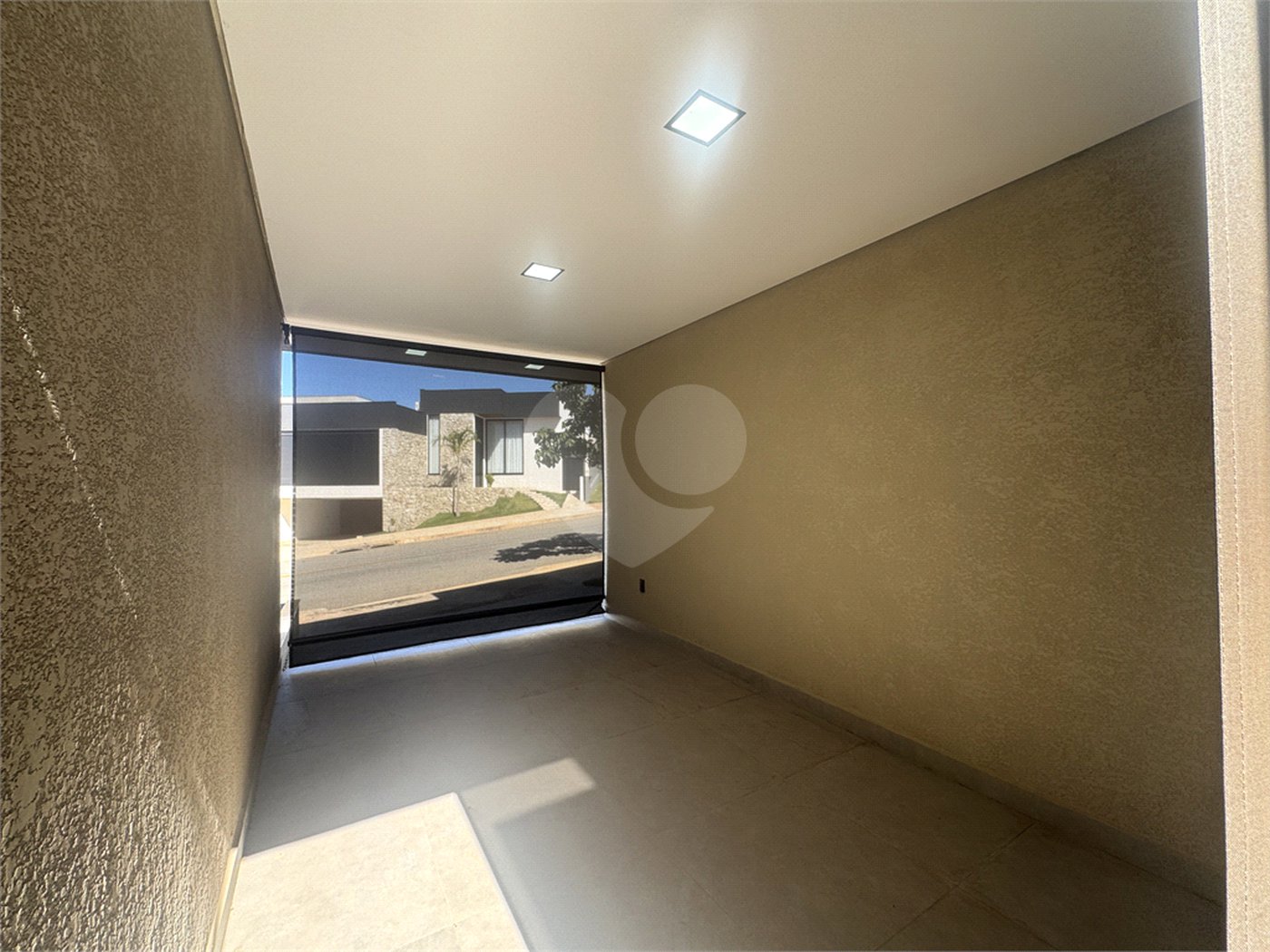 Casa à venda com 3 quartos, sendo 1 suíte, no condomínio Residencial Villagio Wanel, Sorocaba - SP
