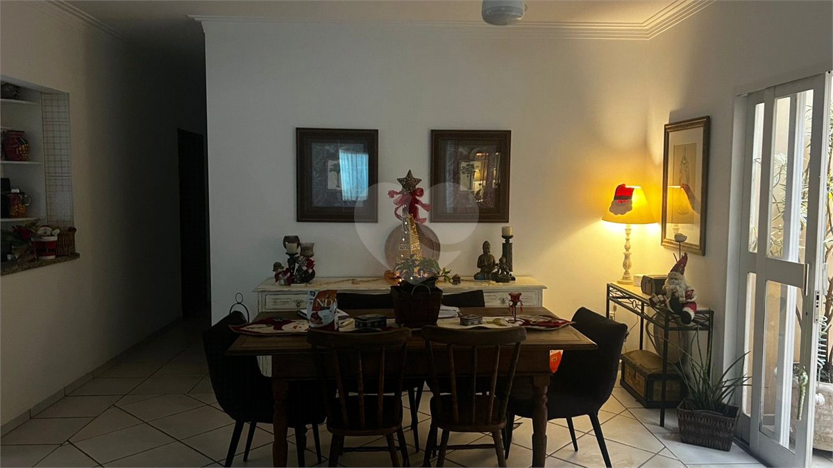 Casa à venda com 4 quartos, sendo 1 suíte,  em Jardim Esplanada, Indaiatuba, SP