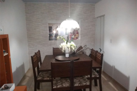 Casa à venda com 3 quartos, sendo 1 suíte,  em Jardim Planalto, Mogi das Cruzes, SP