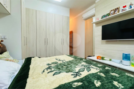 Casa à venda com 3 quartos, sendo 1 suíte, no condomínio Horto Florestal III, Sorocaba - SP