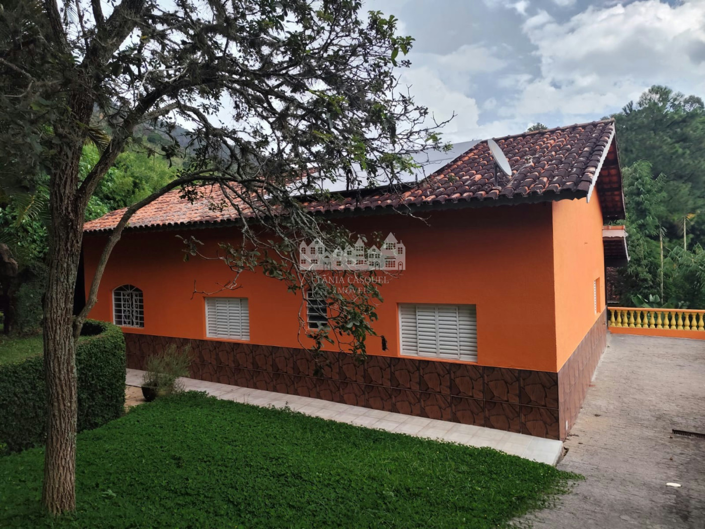 Chácara à venda com 3 quartos, sendo 1 suíte, em San Fernando Valley, Atibaia, SP
