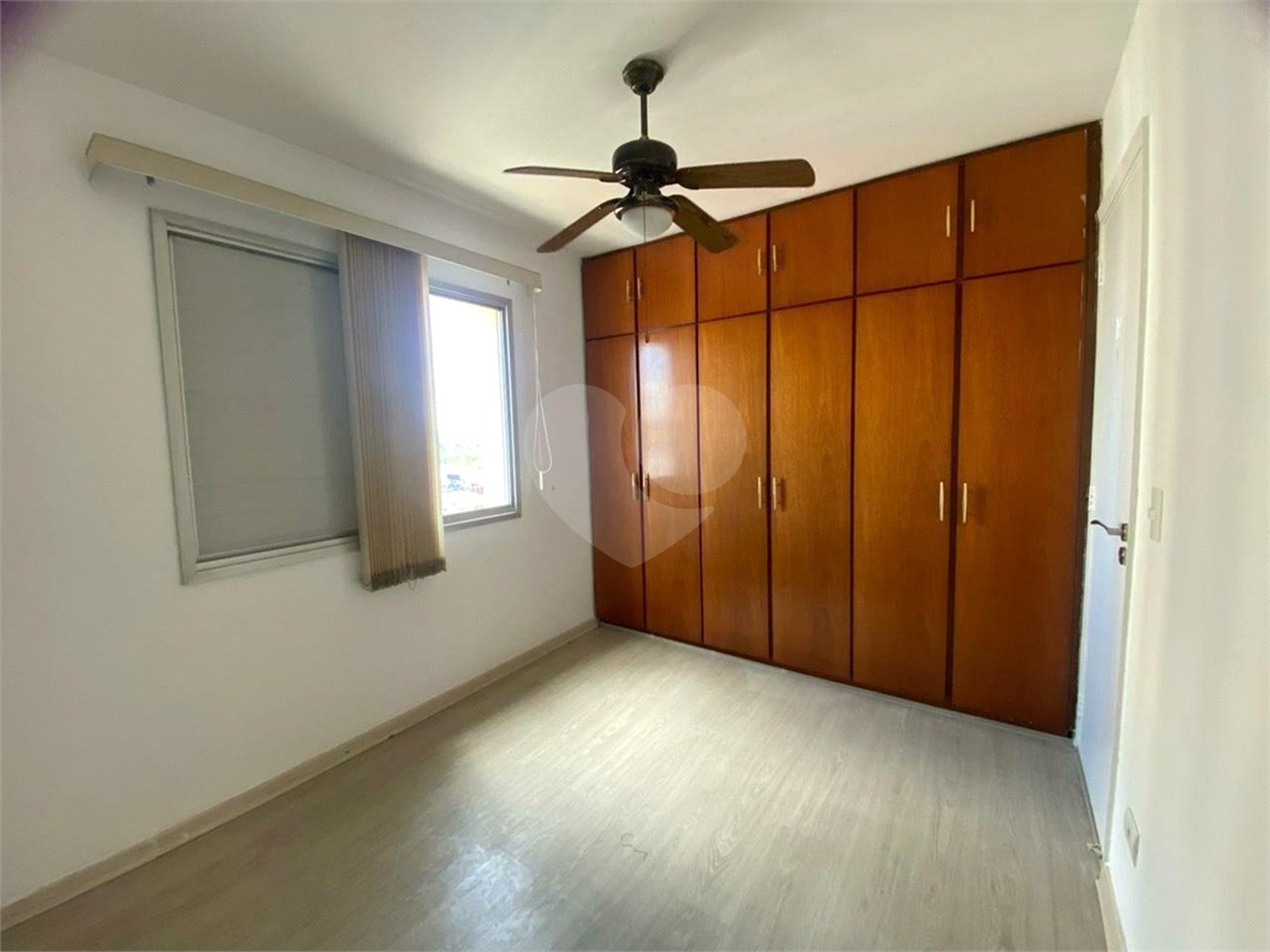 Apartamento à venda com 2 quartos em Vila Alexandria, São Paulo, SP