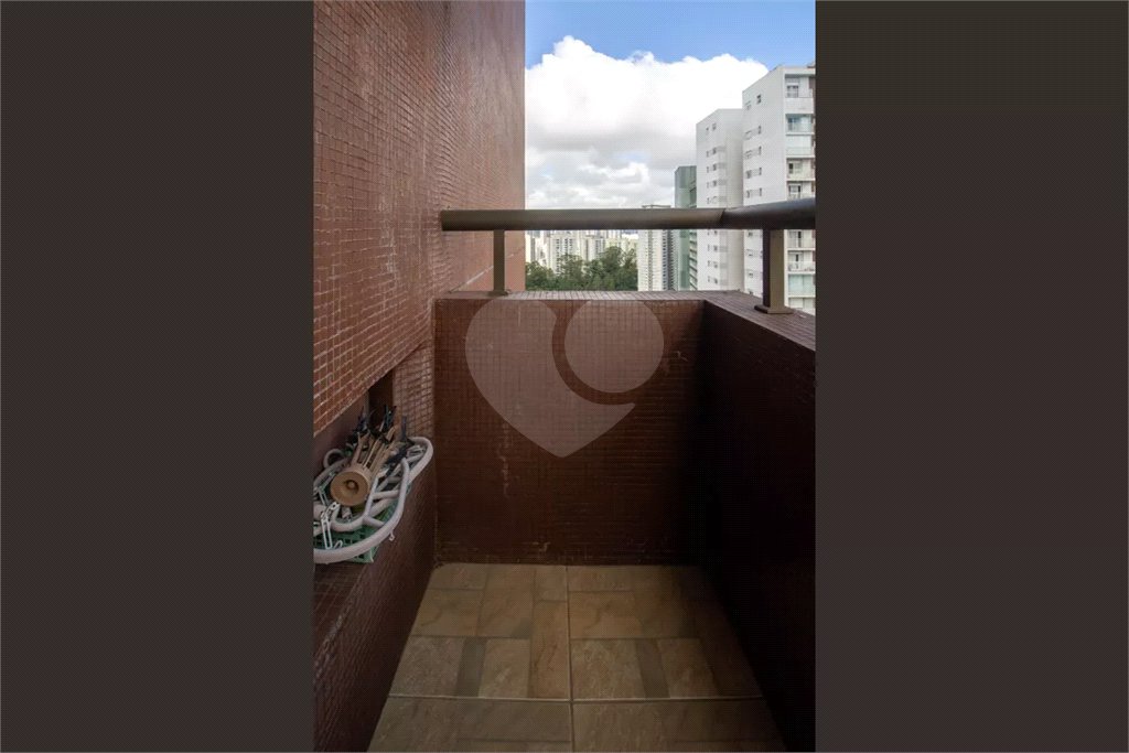 Duplex à venda com 2 suítes em Jardim Londrina, São Paulo, SP