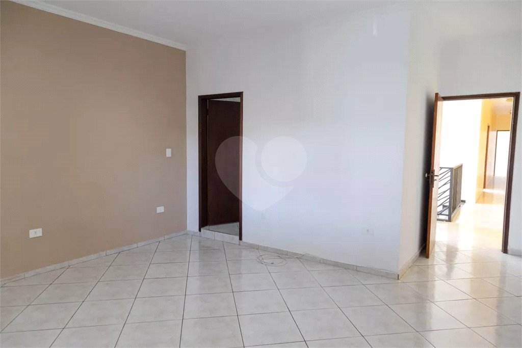 Casa à venda com 3 suítes em Vila Flórida, Guarulhos, SP