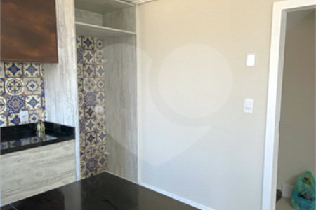 Casa à venda com 3 quartos, sendo 1 suíte, no condomínio Ana Carolina, São Paulo - SP