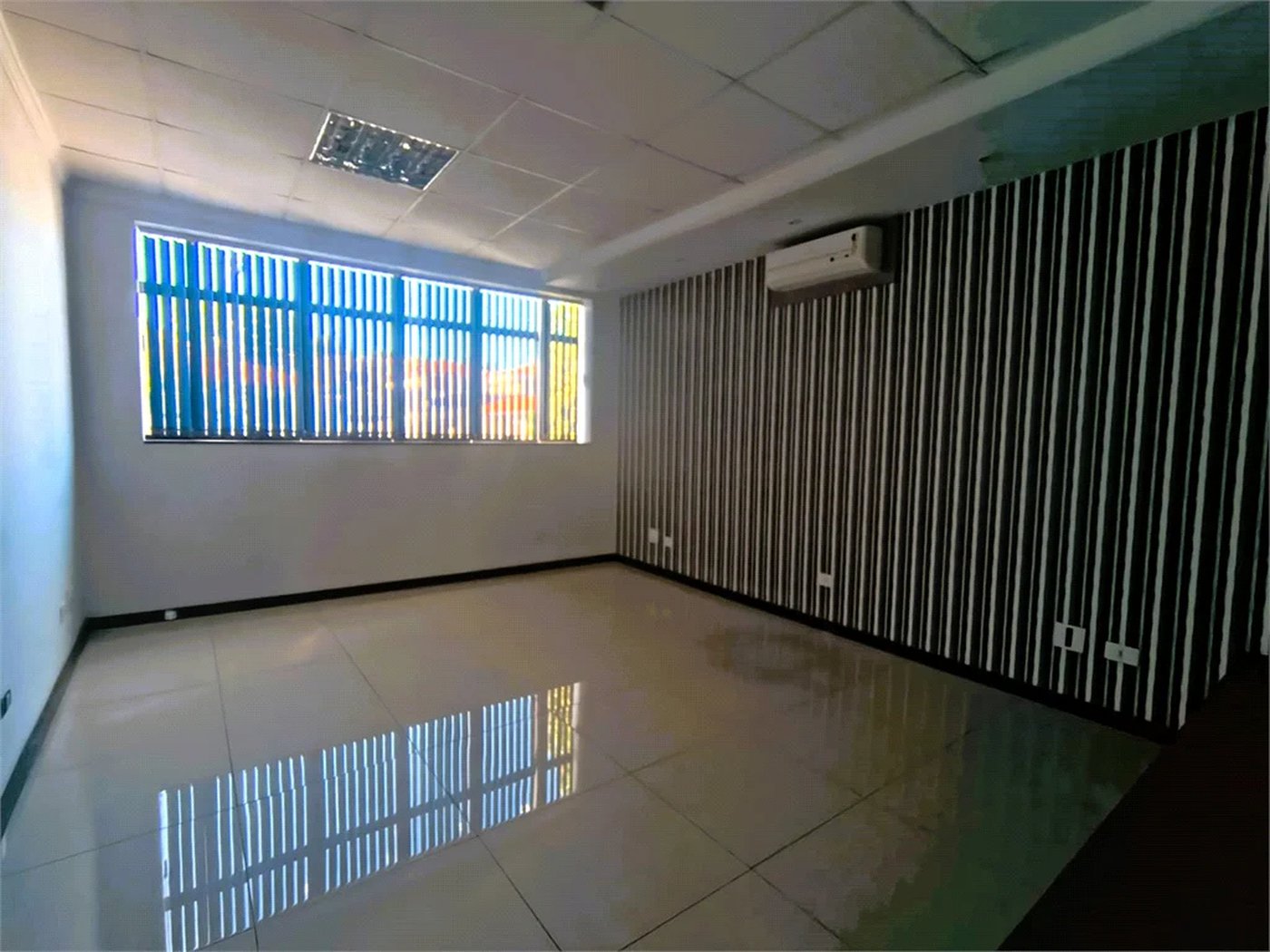 Casa à venda ou para alugar em Jardim Bonfiglioli, São Paulo, SP