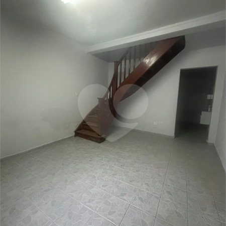 Sobrado à venda com 2 quartos em Água Fria, São Paulo, SP