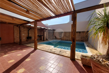 Casa à venda com 3 quartos, sendo 1 suíte, no condomínio Village Saint Clair, Sorocaba - SP