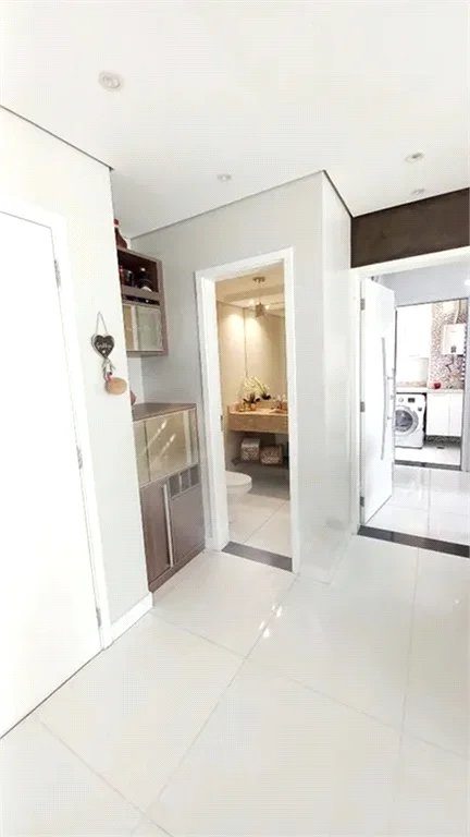 Apartamento à venda com 3 quartos, sendo 1 suíte, em Jardim Adhemar de Barros, São Paulo, SP