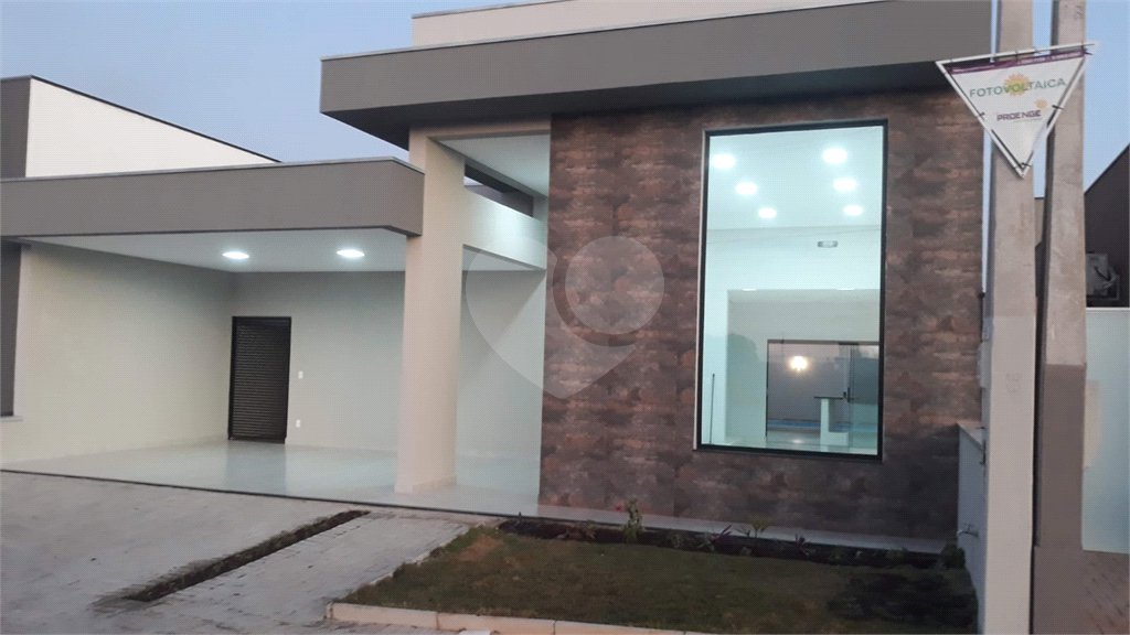 Terreno à venda com 3 quartos, sendo 1 suíte,  no condomínio Residencial Golden Ville, Itapetininga - SP