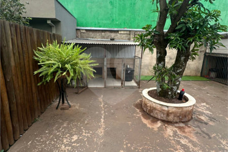 Casa à venda com 6 suítes em Pedro Juan Caballero, Amambay