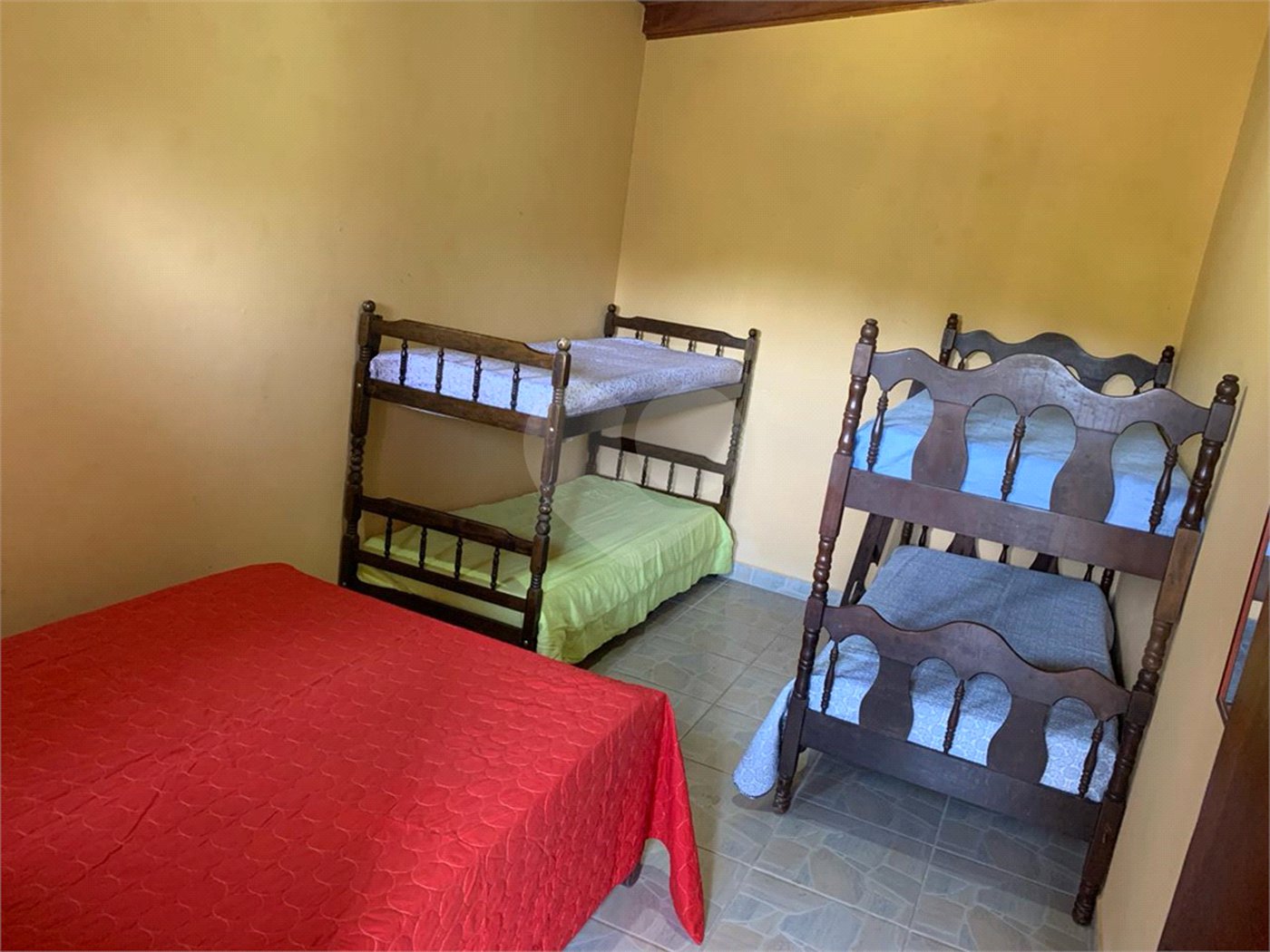 Chácara à venda com 4 quartos, sendo 1 suíte,  em Parque Residencial Atibaia, Atibaia, SP