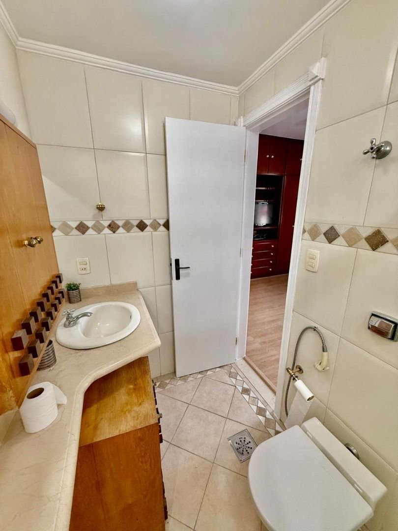 Sobrado com 3 dormitórios, 200 m² - venda por R$ 2.350.000,00 ou aluguel por R$ 12.500,00/mês - Embaré - Santos/SP