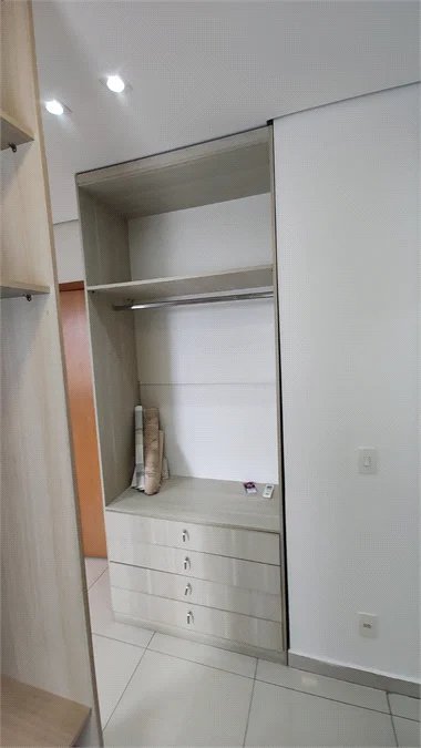 Apartamento para alugar com 3 suítes em Tamboré, Santana de Parnaíba, SP