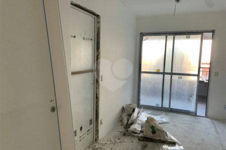 Apartamento à venda com 1 quarto em Bosque da Saúde, São Paulo, SP
