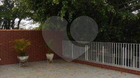 Casa Térrea à venda com 3 quartos em Vila Irmãos Arnoni, São Paulo, SP