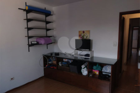Sobrado à venda com 4 quartos, sendo 1 suíte, em Tucuruvi, São Paulo, SP