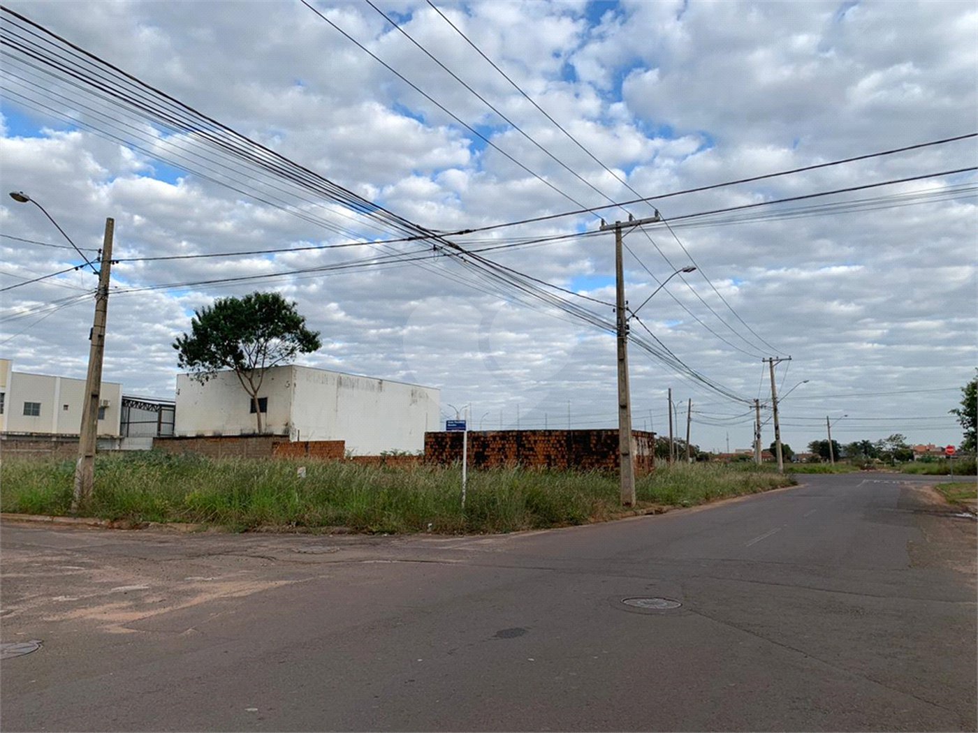 Terreno à venda em Setsul, Três Lagoas, MS