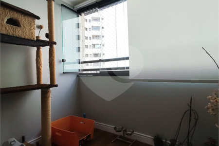 Apartamento à venda com 3 quartos, sendo 1 suíte,  em Vila Monumento, São Paulo, SP