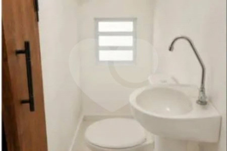 Sobrado à venda com 2 quartos em Jardim San Ressore (caucaia do Alto), Cotia, SP