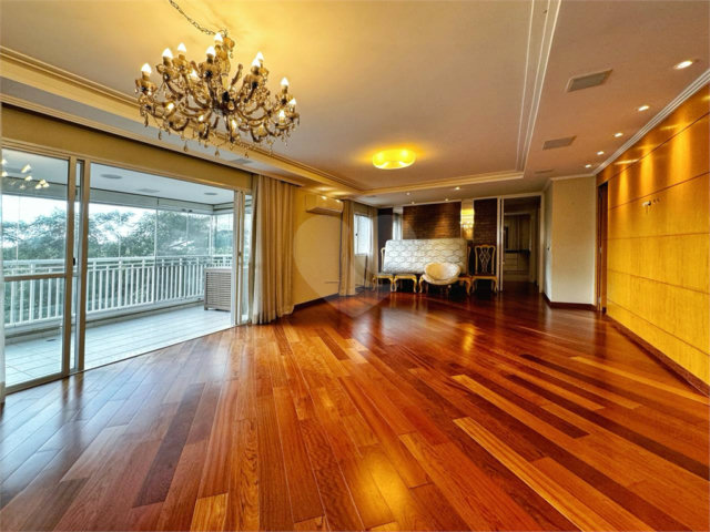 Apartamento à venda com 2 suítes em Barra Funda, São Paulo, SP